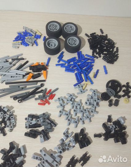 Продам конструктор Lego Mindstorms Nxt 8547