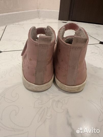 Ботинки для девочки hm