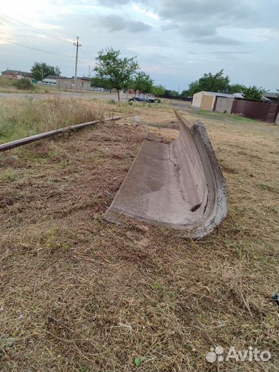 Лоток бетонный бу