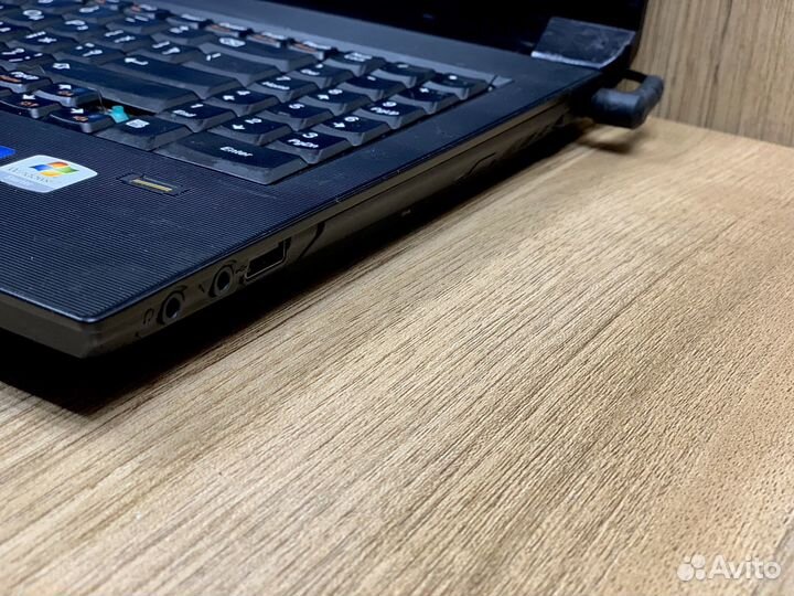 Ноутбук Lenovo / intel / 4gb