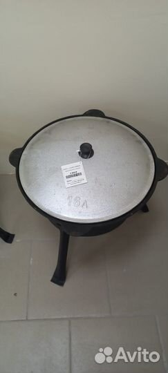 Казан чугунный 16л с крышкой