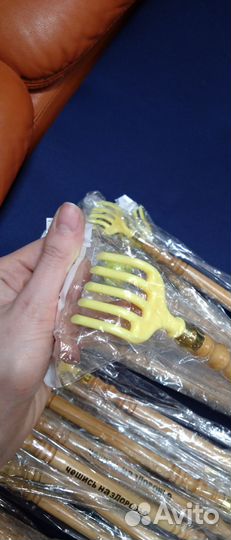 Чесалка для спины деревянная