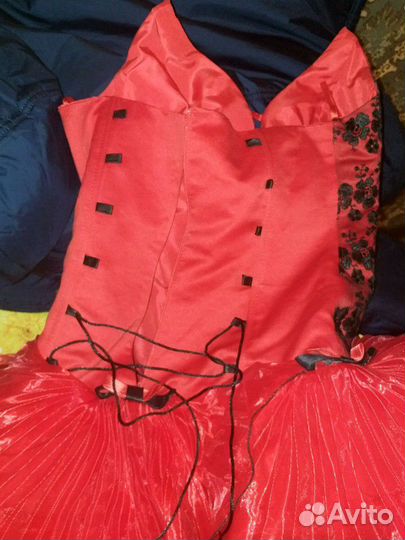 Вечернее платье