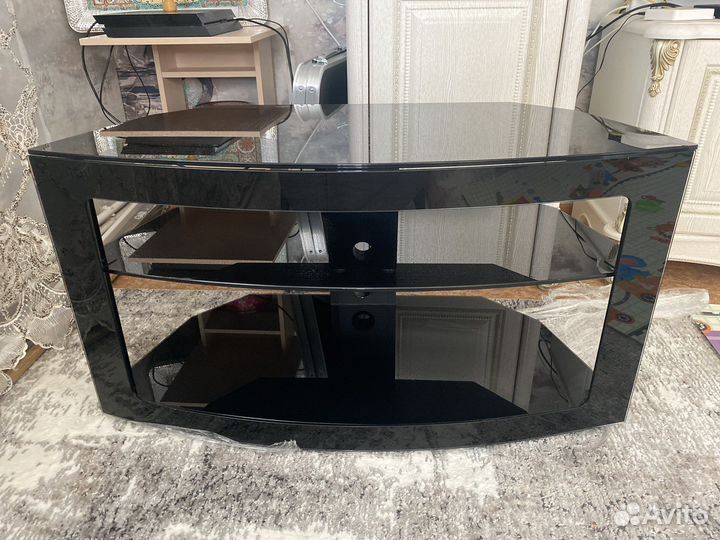 Стеклянная тумба