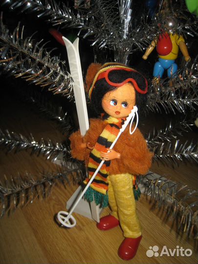 Кукла ГДР /копытки