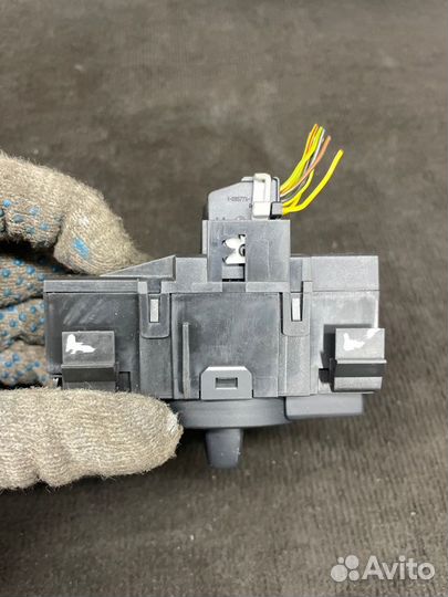 Блок включения фар Bmw X1 E84 N52B30 2010