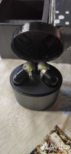 Беспроводные наушники