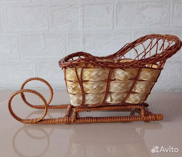 Корзинка плетеная