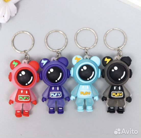 Брелок космо мышь