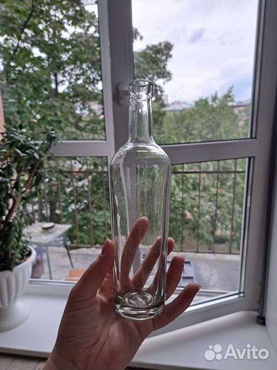 Маленькие бутылочки, вазочки