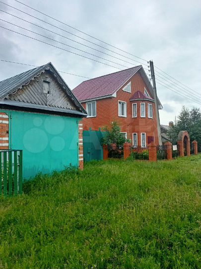 Дом 126 м² на участке 7 сот.