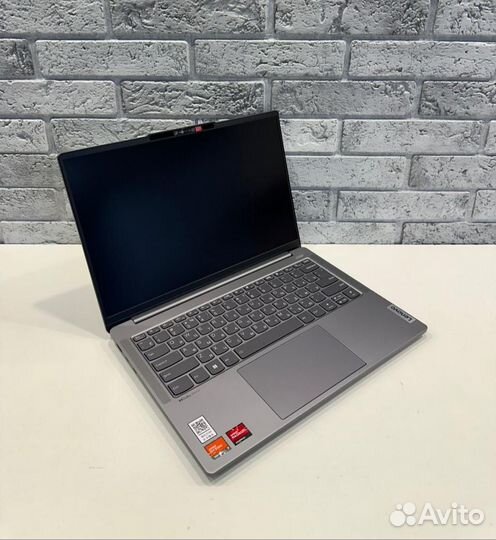 Lenovo ideapad / Lenovo IdeaPad Pro 5 14APH8