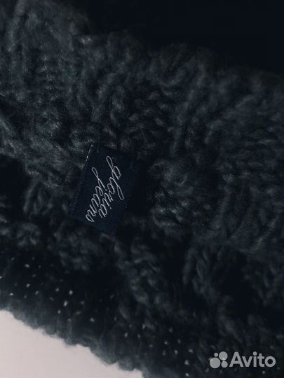 Шапка из акриловой пряжи Gloria jeans