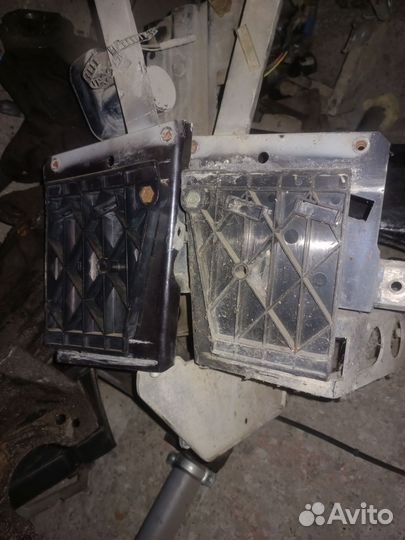 Крепления переднего бампера audi a8 d2