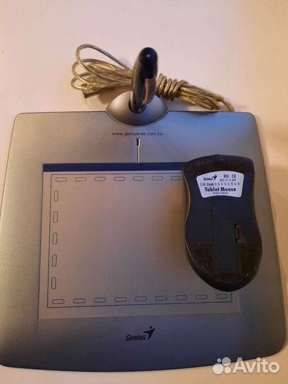 Графический планшет Genius MousePen