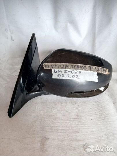 Зеркало заднего вида боковое переднее левое Nissan