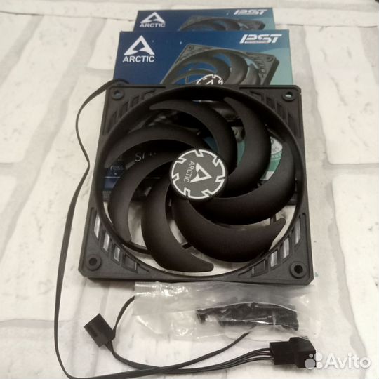 Thermalright TL-P9,Arctic P12 slim PWM PST