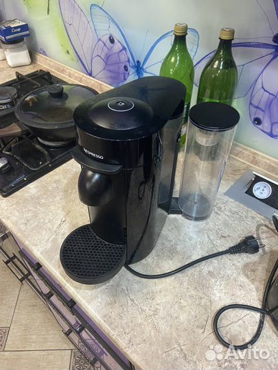 Кофемашина nespresso gdb2