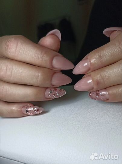 Маникюр с покрытием гель лак и наращивание ногтей