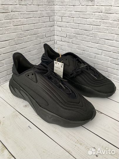 Adidas мужские кроссовки новые оригинал р. 41,5