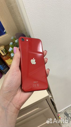 iPhone SE (2020), 64 ГБ