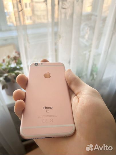 iPhone 6S, 64 ГБ