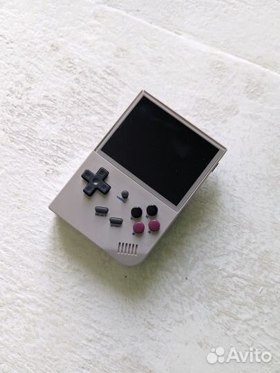 Новая портативная ретро консоль Anbernic RG35xx