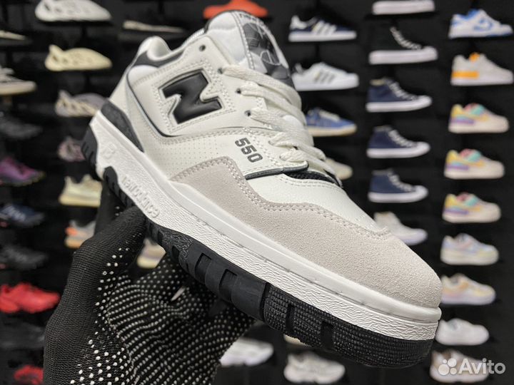 Кроссовки New Balance 550 White/Black