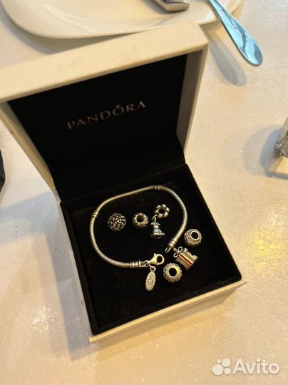 Pandora браслет с шармами