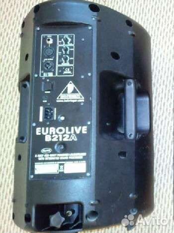 Акустическая система Behringer B212A