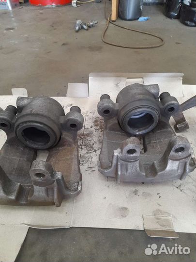 Тормозные суппорта для BMW E53.E70.E71