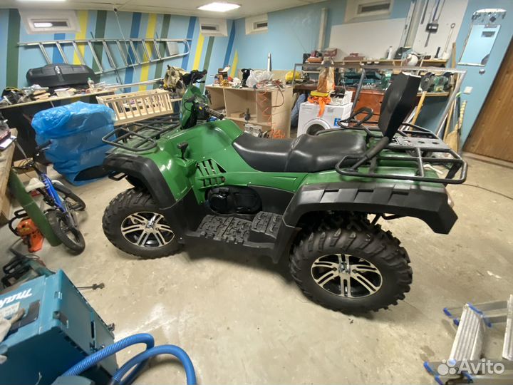 Продаю квадроцикл