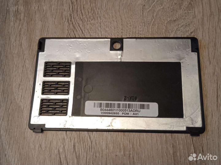 Крышка поддона Toshiba satellite C650-14E