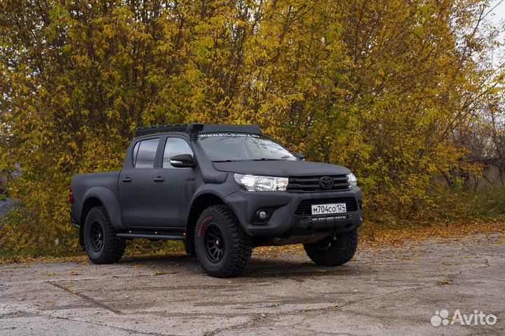 Мини силовик STC Toyota Hilux 2015-2020 с площадко