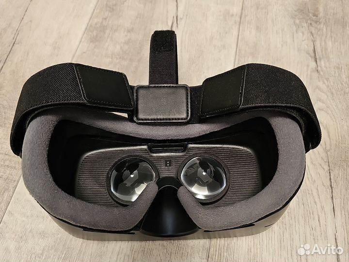 Гарнитура Samsung Gear VR
