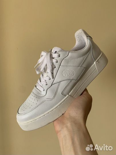 Кроссовки Два Мяча