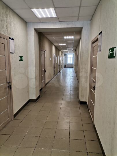 Помещение на красной линии, 43 м²