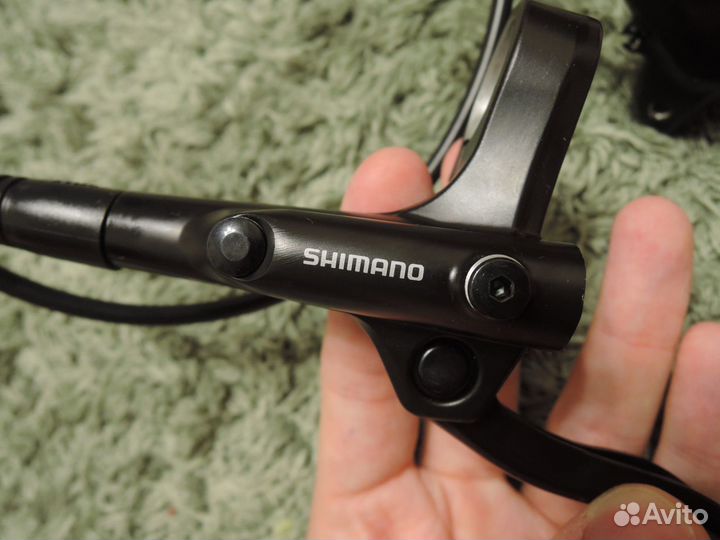 Тормоза новые Shimano mt200 роторы 160 и 180 мм