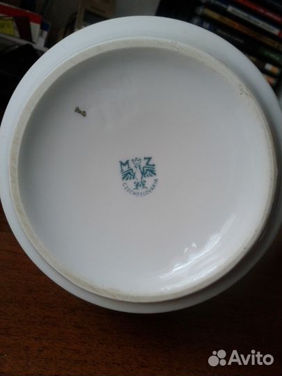 Чайник фарфоровый Югославия (1971 год)