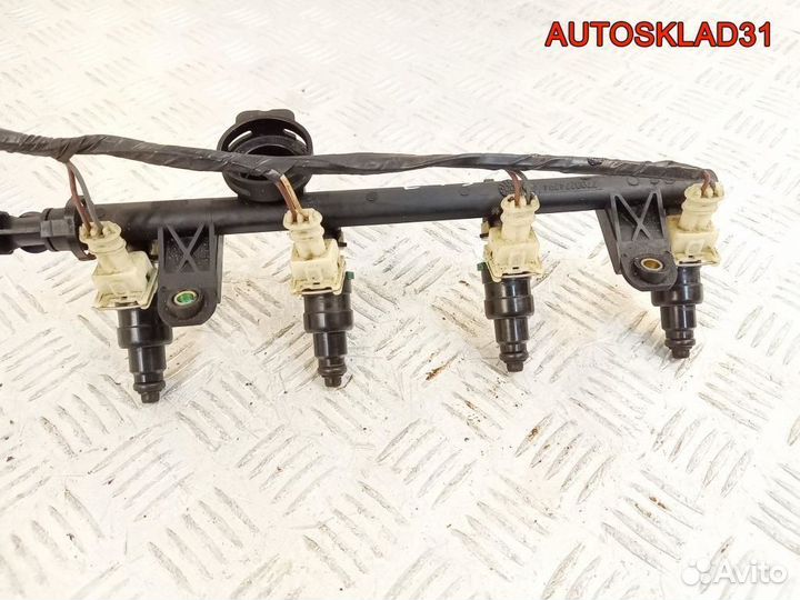 Форсунка инжекторная Renault Kangoo 7700875368