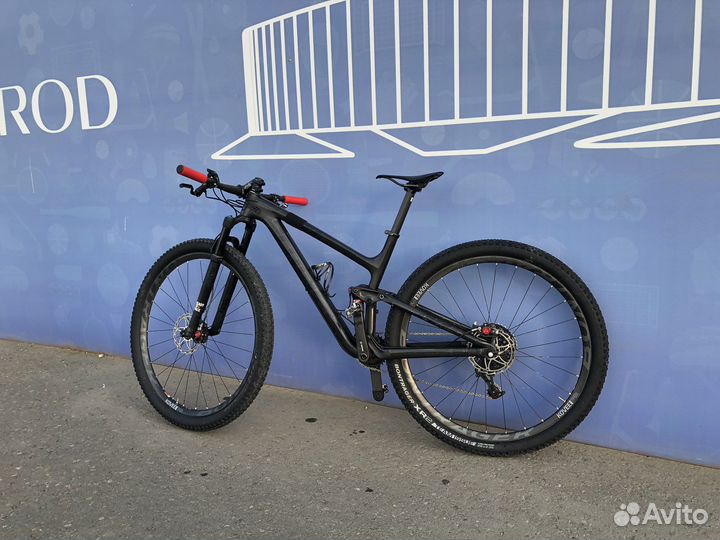 Карбоновый велосипед 29 Trek Top Fuel