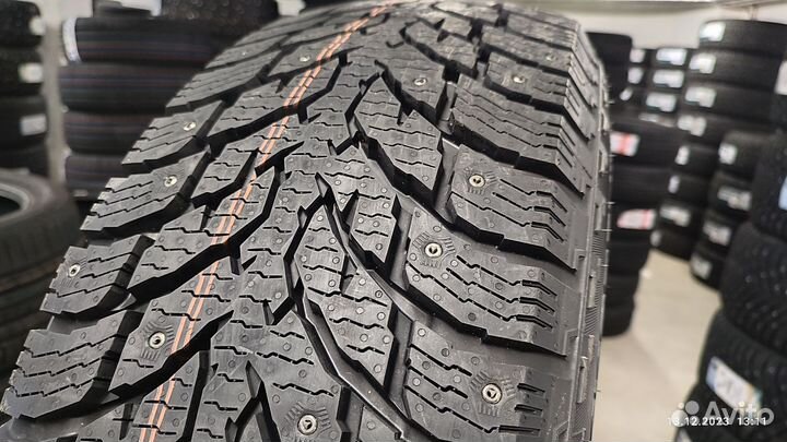 Nokian Tyres Hakkapeliitta LT3 245/75 R16 120Q