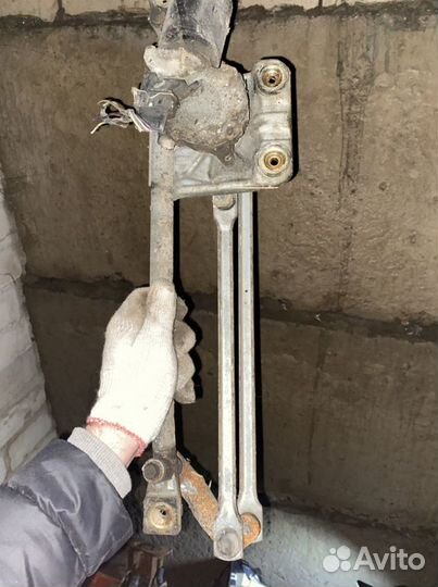 Трапеция дворников с моторчиком ford mondeo mk1