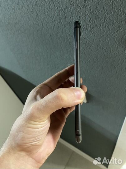 iPhone 8 Plus, 64 ГБ