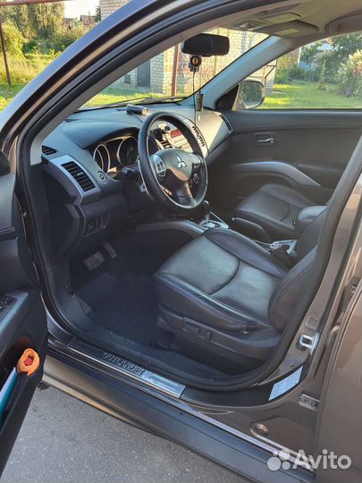 Mitsubishi Outlander 3.0 AT, 2011, 110 000 км