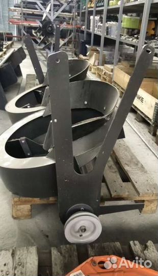 Разбрасыватели половы