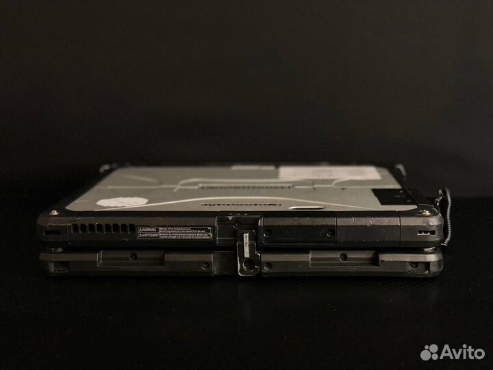 Защищенный ноутбук Panasonic CF-33