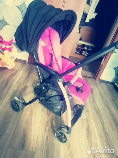 Прогулочная коляска