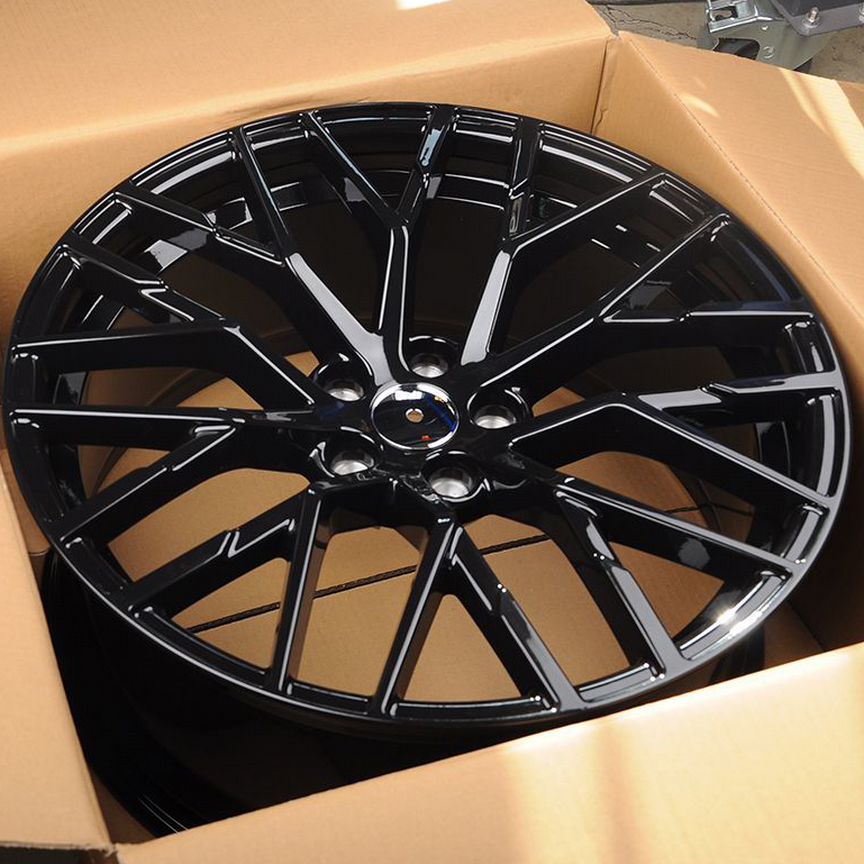 Диски на Audi A4, A5, A6, A7, A8, Q3, Q5, Q7 KoKo Kuture 0174 9x20/5x112 D66.45 ET35 Gloss Black лит