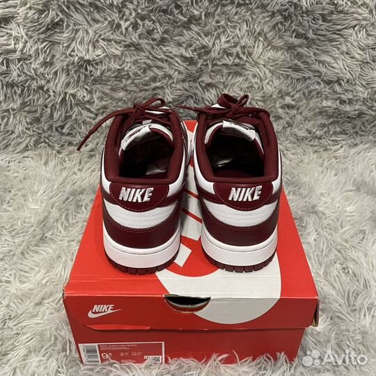 Nike Dunk Low Team Red